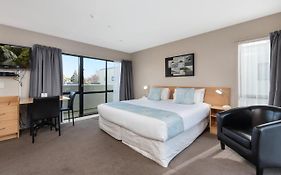 Asure Macy'S Motor Inn